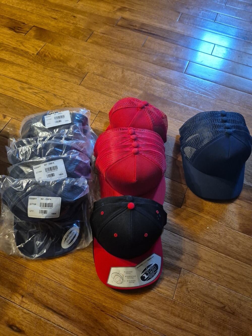19 LOT Pack Blank Hats Lot Snapback Trucker Flexfit Caps Red Blue Black New